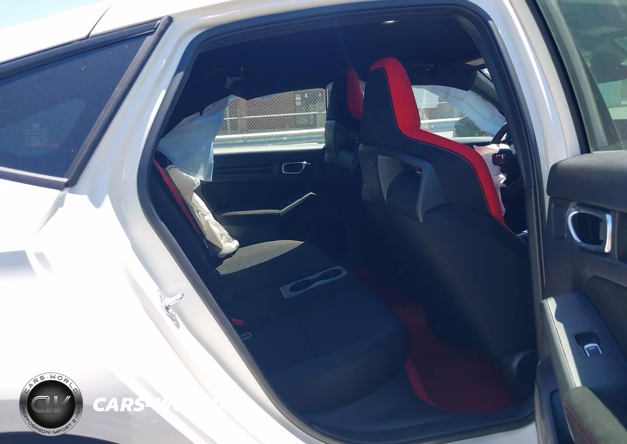 2025 Honda Civic Type R VIN:JHMFL5G46SX006336 - 8