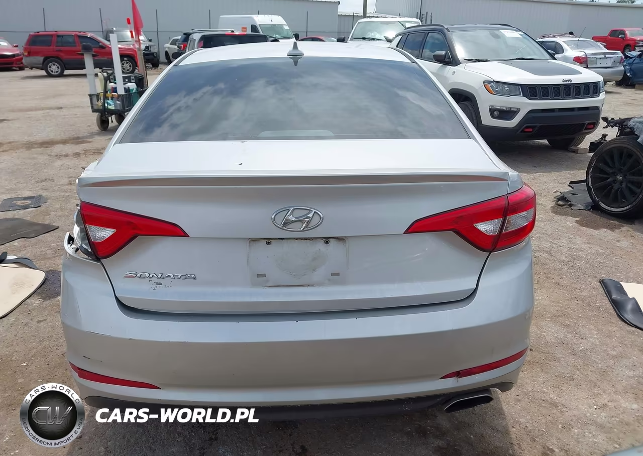 2016 Hyundai Sonata Se VIN:5NPE24AF0GH372221 - 17