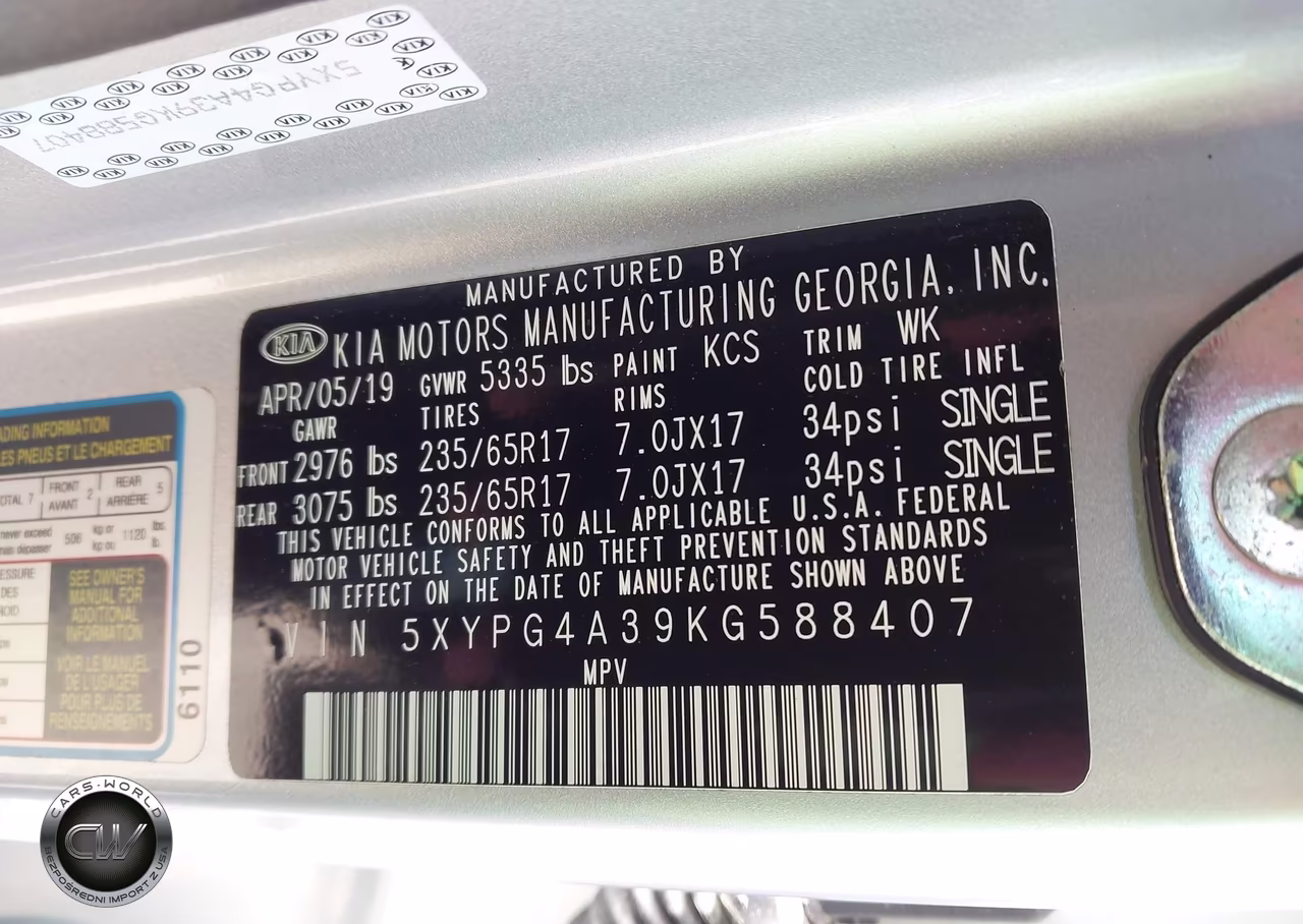 2019 Kia Sorento 2.4L L VIN:5XYPG4A39KG588407 - 9
