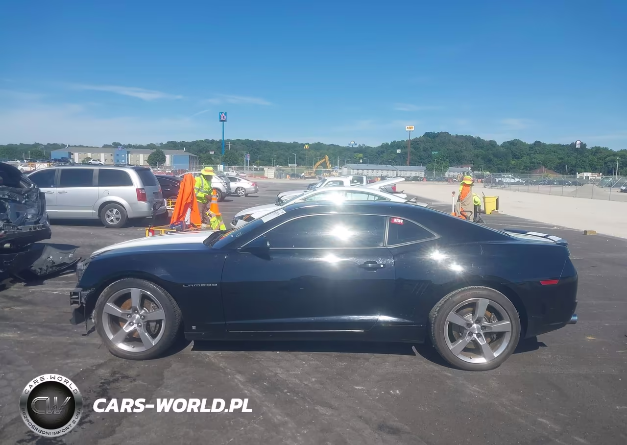 2010 Chevrolet Camaro 2Ss VIN:2G1FT1EW0A9101737 - 14