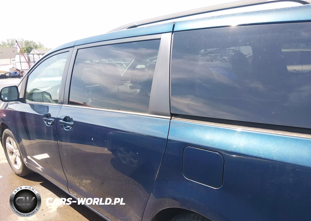 2012 Toyota Sienna Le V6 8 Passenger VIN:5TDKK3DC7CS233755 - 14