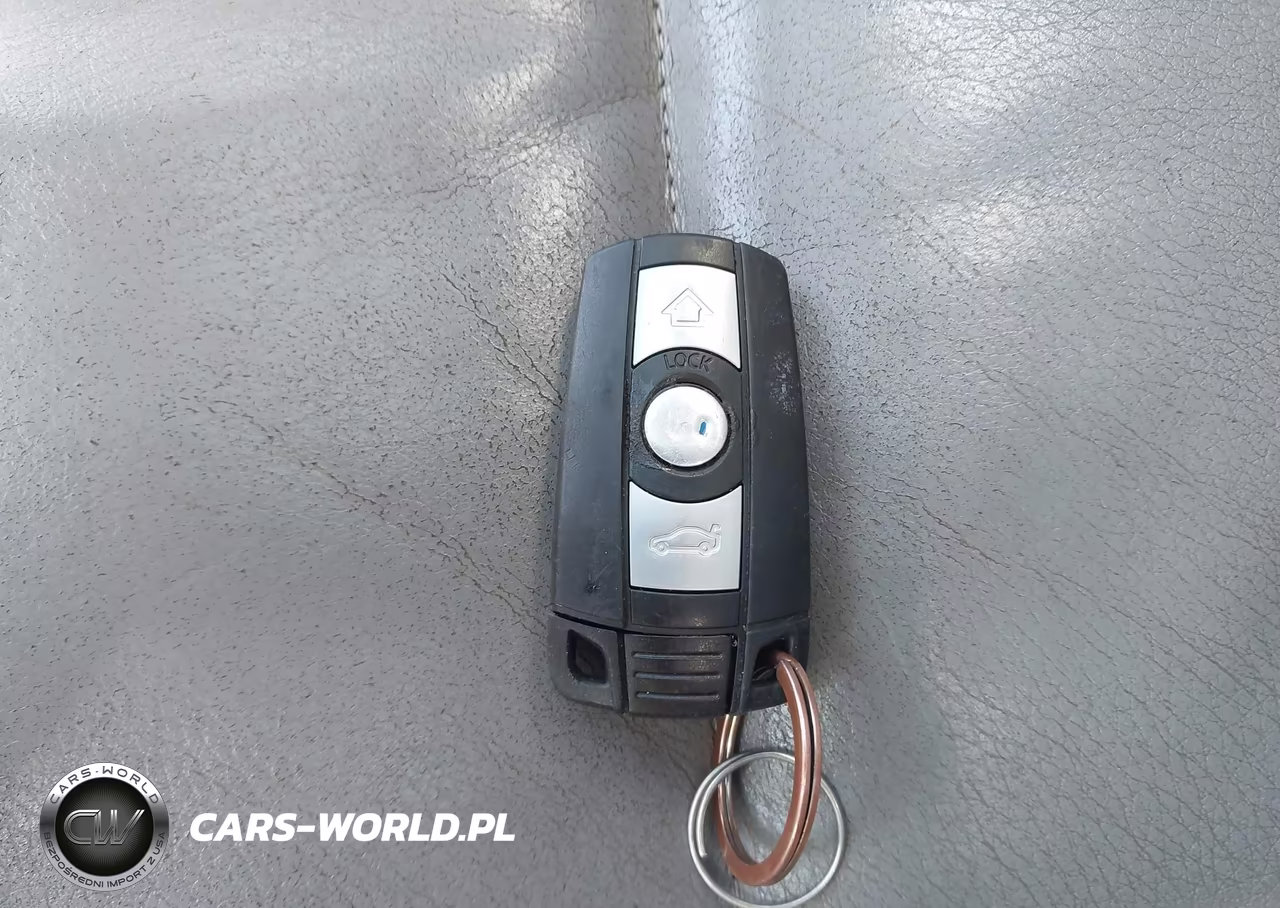 2011 BMW 328I VIN:WBAPH7G55BNN04497 - 11