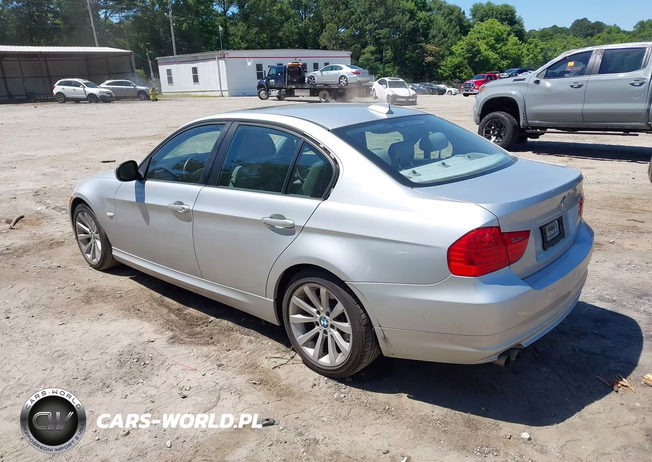 2011 BMW 328I VIN:WBAPH7G55BNN04497 - 3