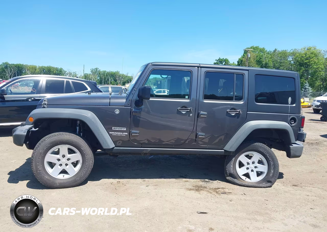 2016 Jeep Wrangler Unlimited Sport VIN:1C4BJWDG8GL343969 - 14