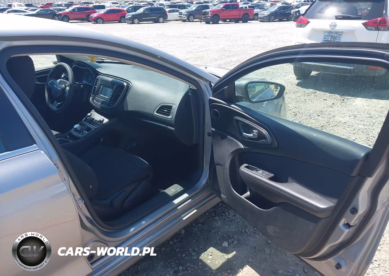 2016 Chrysler 200 Limited VIN:1C3CCCAB7GN183839 - 5