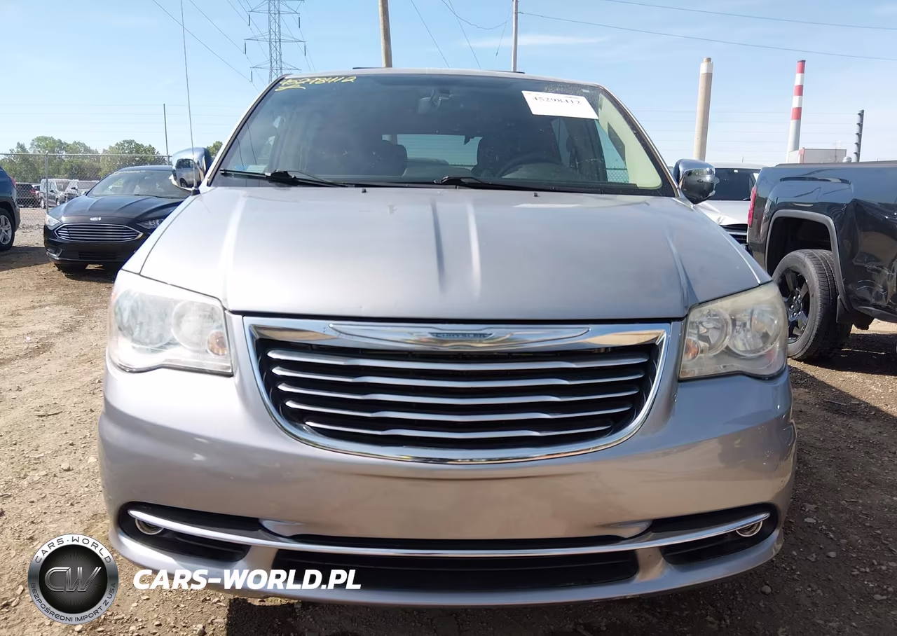 2015 Chrysler Town & Country Touring-L VIN:2C4RC1CGXFR522520 - 12