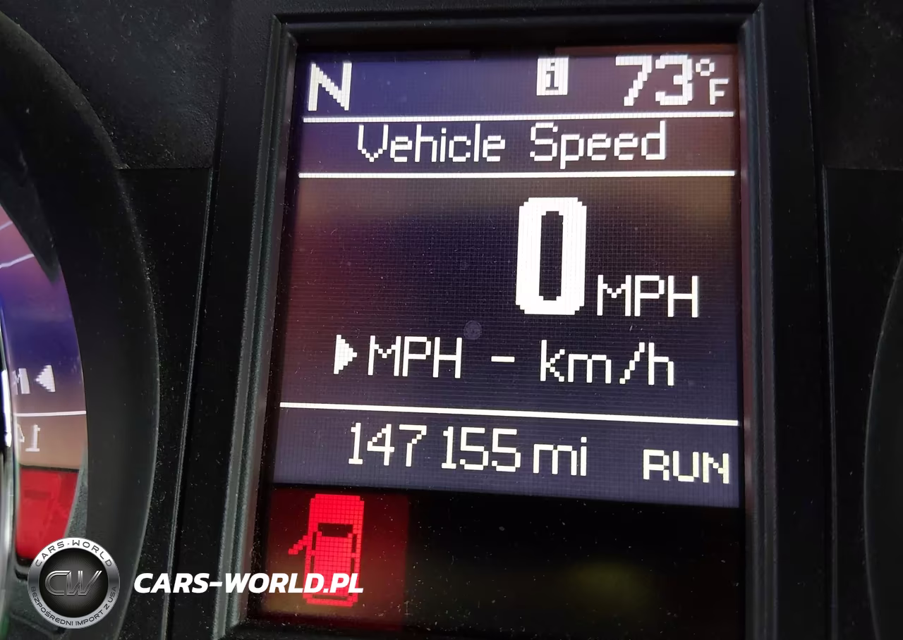 2015 Chrysler Town & Country Touring-L VIN:2C4RC1CGXFR522520 - 15