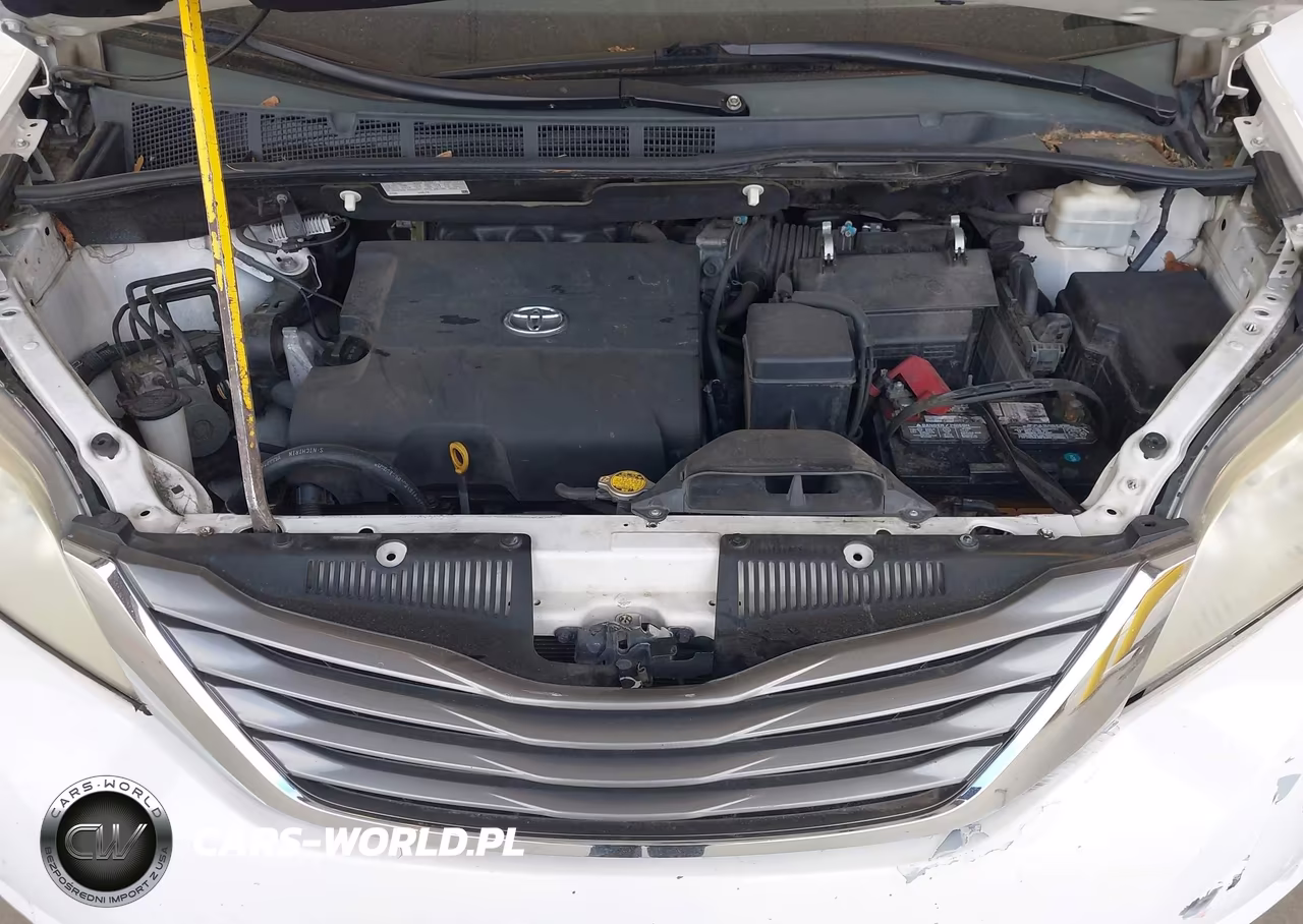2012 Toyota Sienna Xle V6 8 Passenger VIN:5TDYK3DC1CS199189 - 10