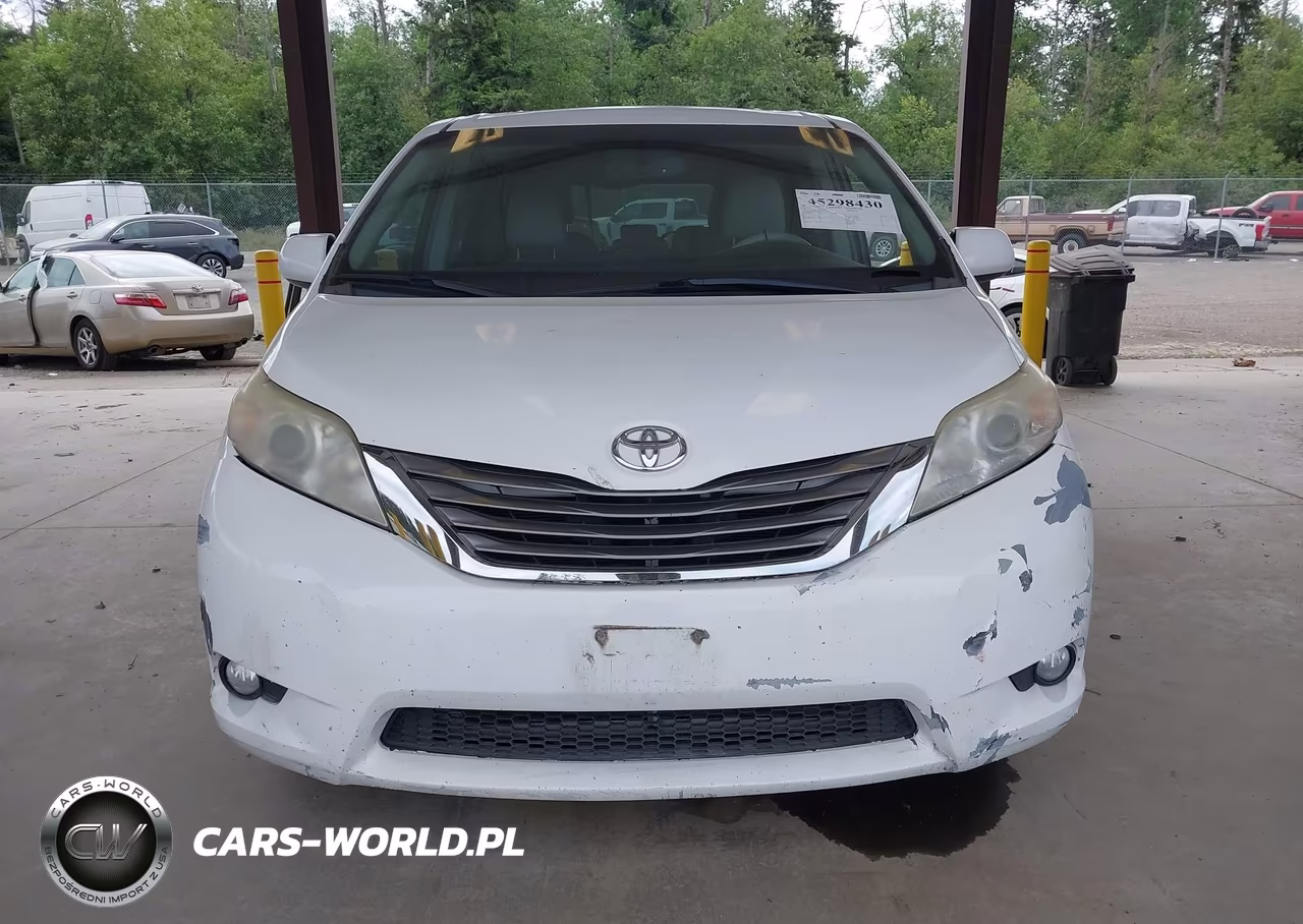 2012 Toyota Sienna Xle V6 8 Passenger VIN:5TDYK3DC1CS199189 - 12