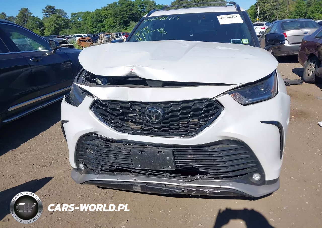 2022 Toyota Highlander Xse VIN:5TDJZRBH6NS251174 - 12