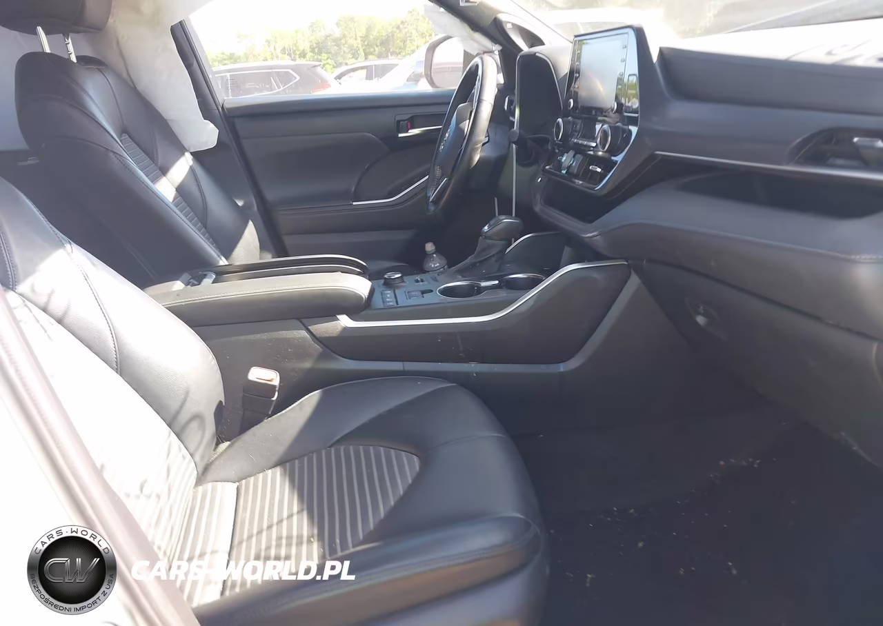 2022 Toyota Highlander Xse VIN:5TDJZRBH6NS251174 - 5