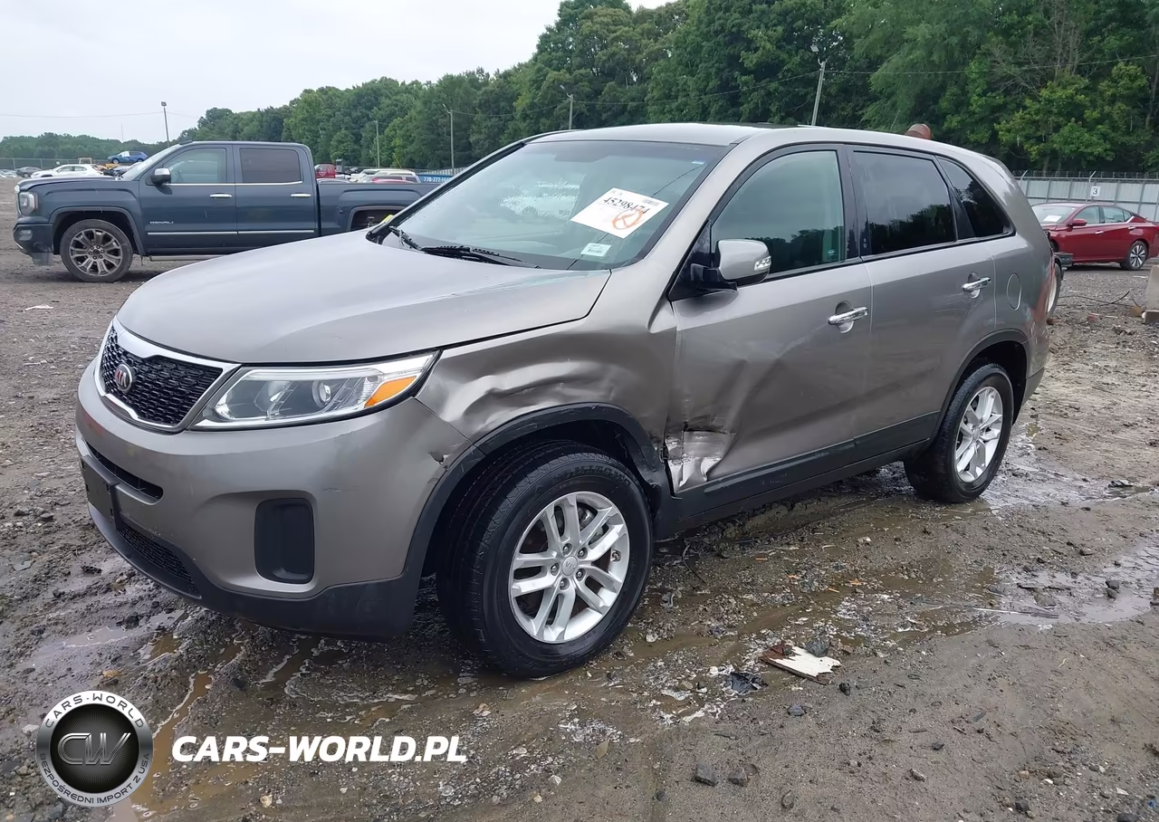 2015 Kia Sorento Lx VIN:5XYKT3A60FG577084 - 2
