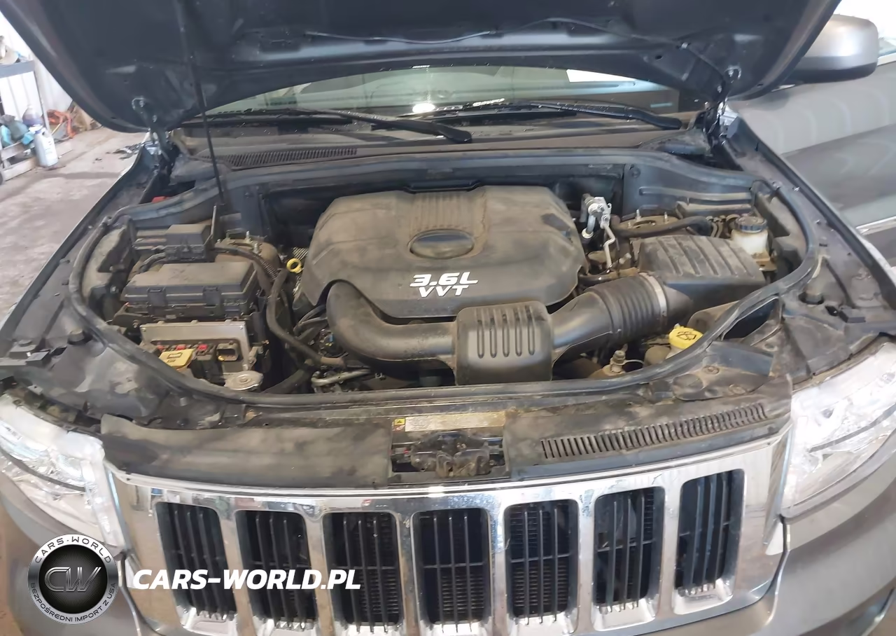 2013 Jeep Grand Cherokee Laredo VIN:1C4RJFAG0DC604400 - 10