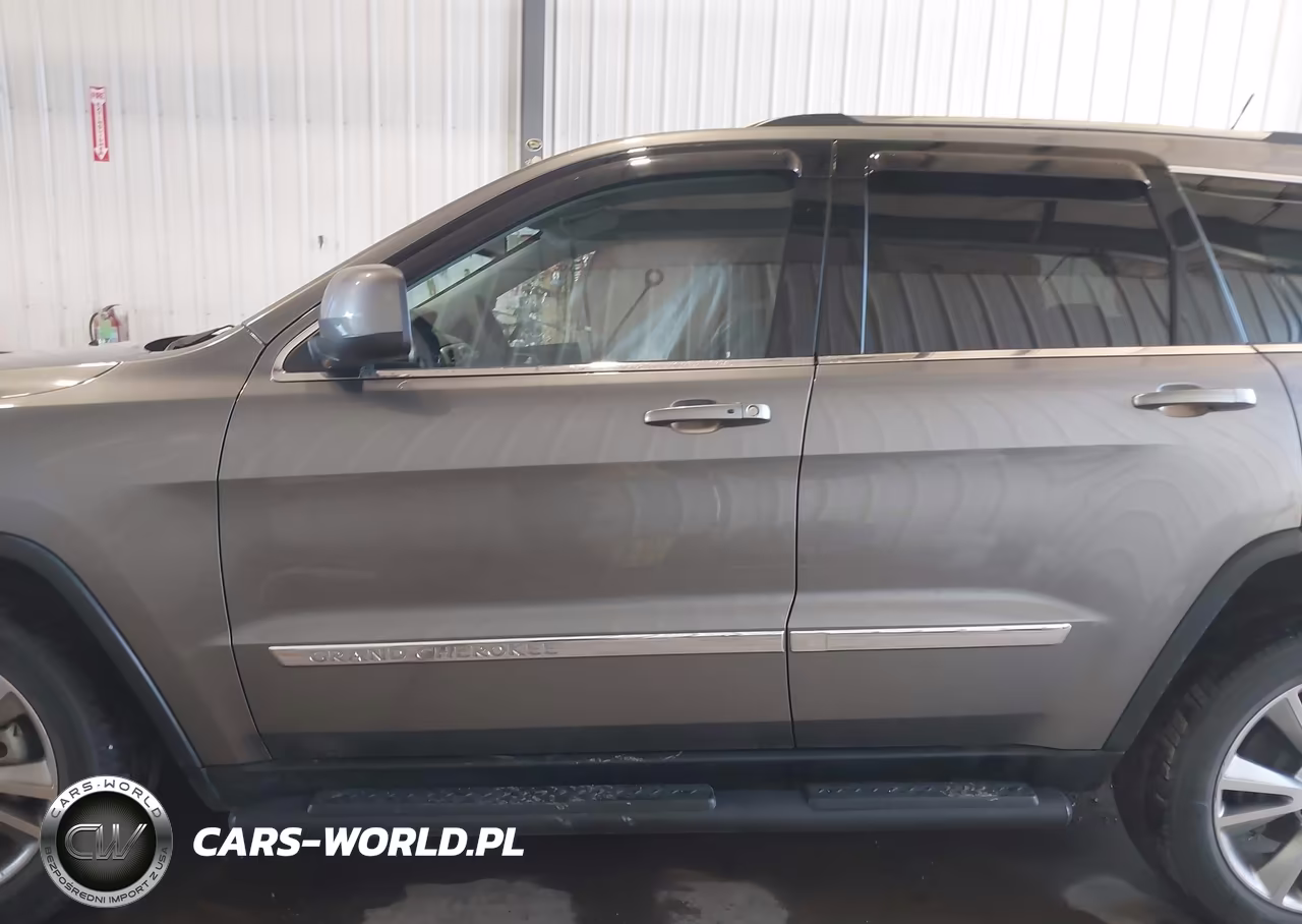 2013 Jeep Grand Cherokee Laredo VIN:1C4RJFAG0DC604400 - 14