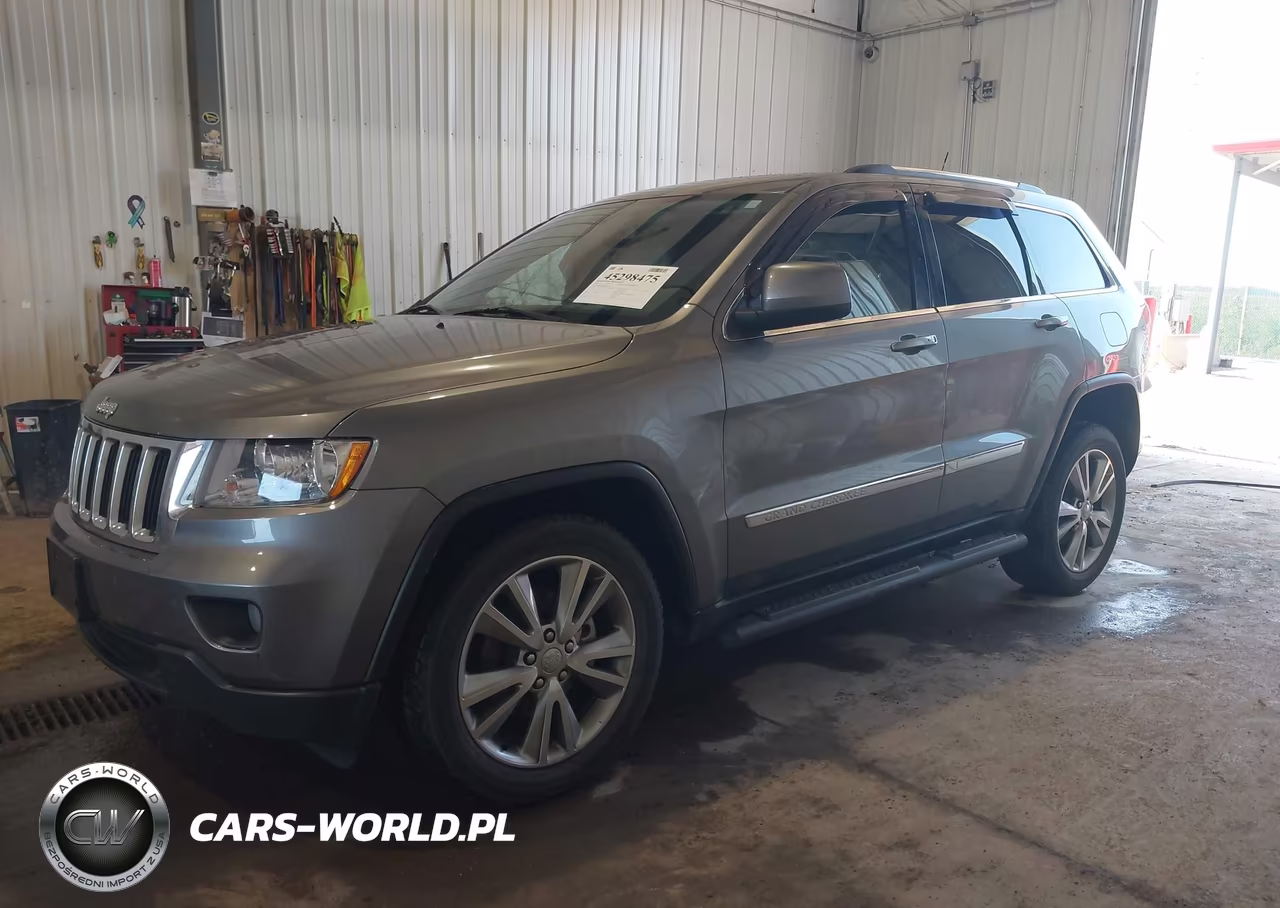 2013 Jeep Grand Cherokee Laredo VIN:1C4RJFAG0DC604400 - 2