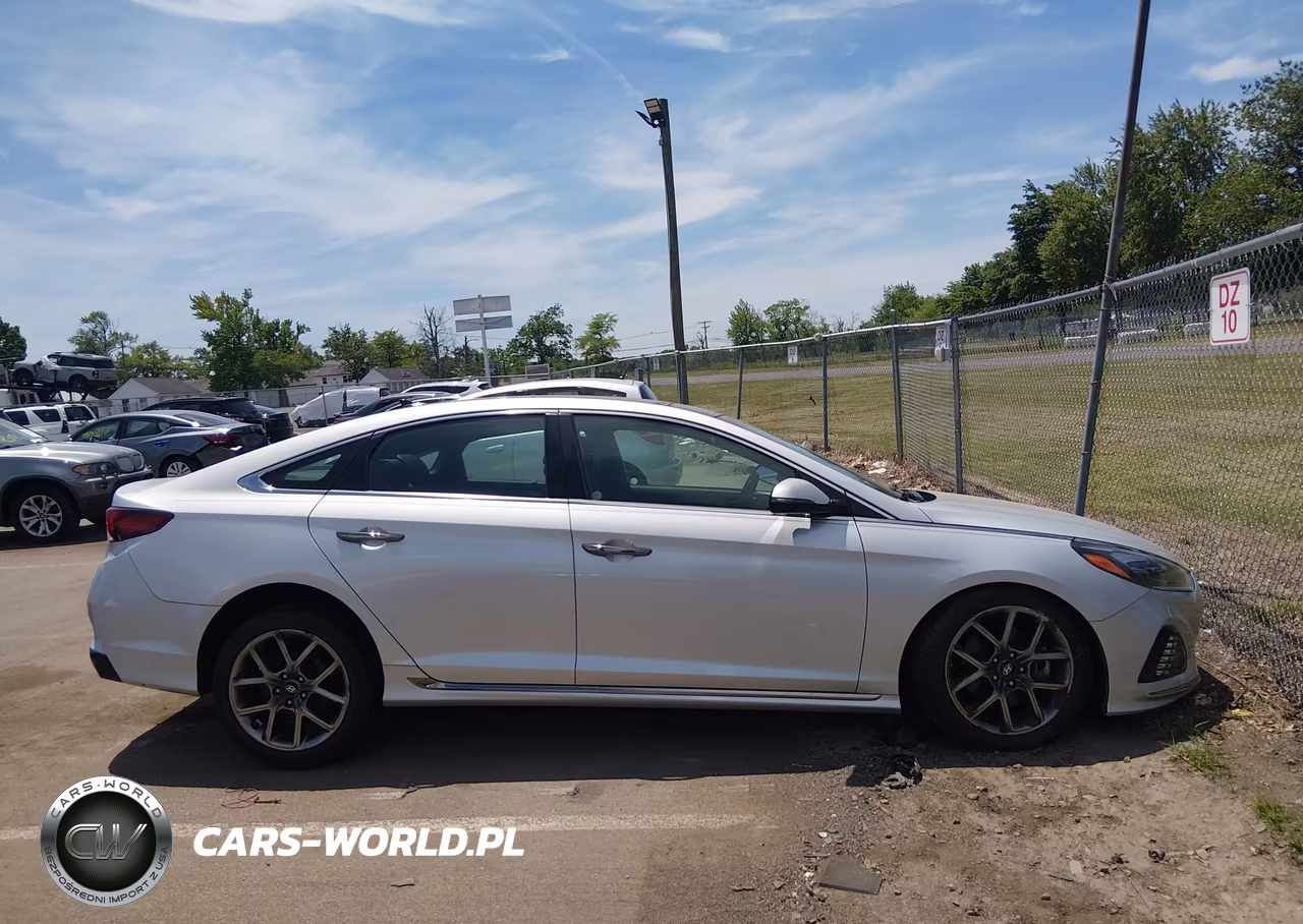 2019 Hyundai Sonata Limited 2.0T VIN:5NPE34AB2KH745701 - 13