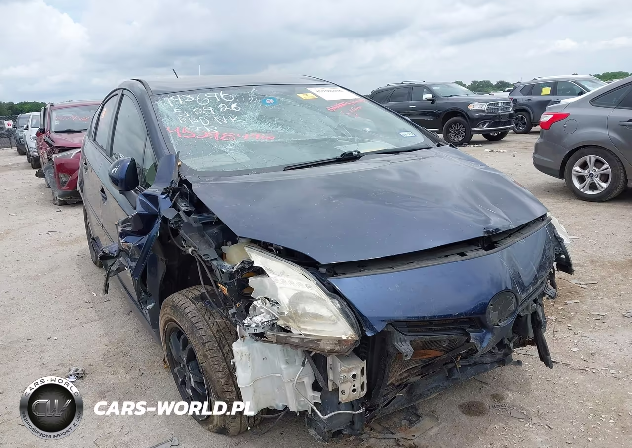 2015 Toyota Prius Two – zdjęcie 1 z 16