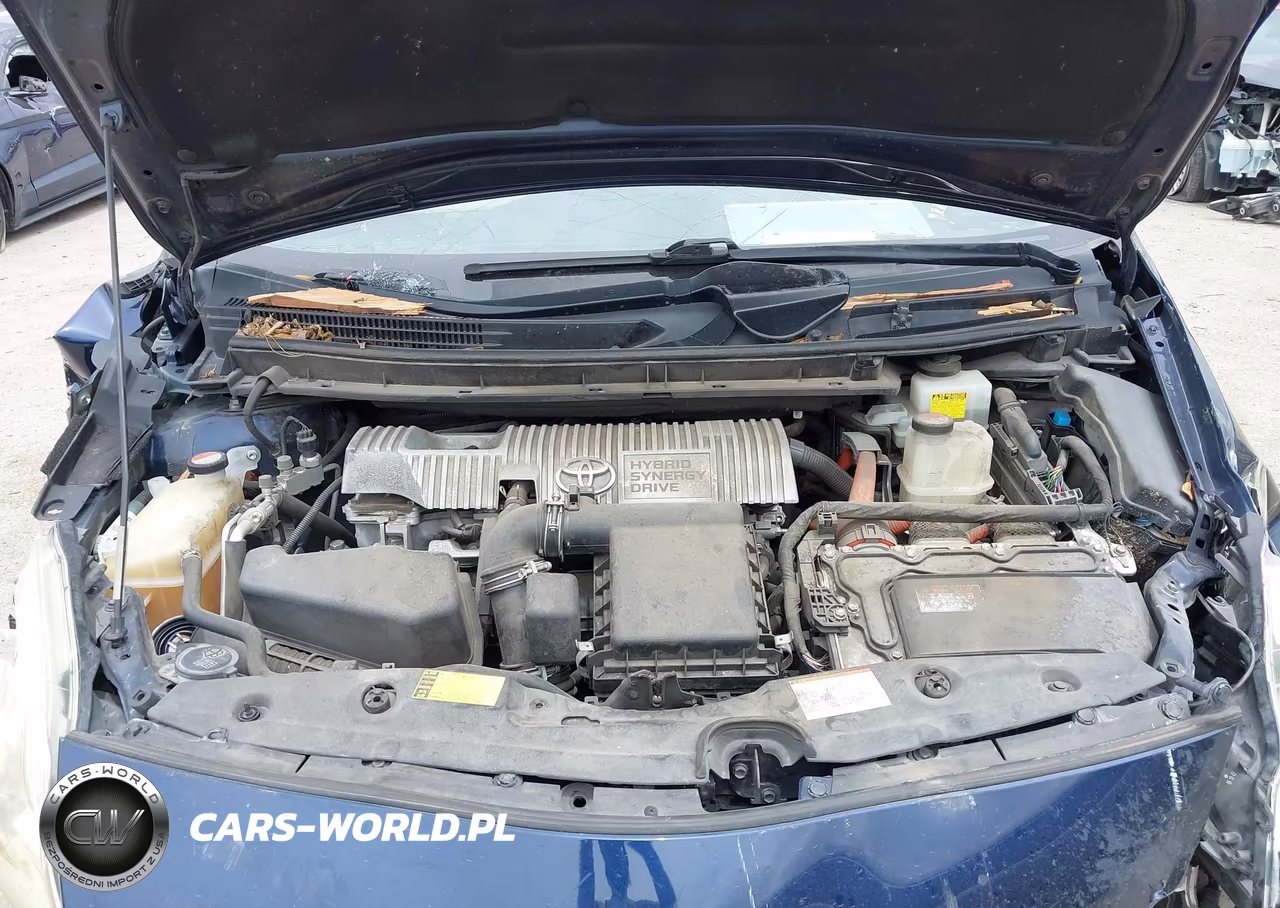 2015 Toyota Prius Two VIN:JTDKN3DU2F0445034 - 10