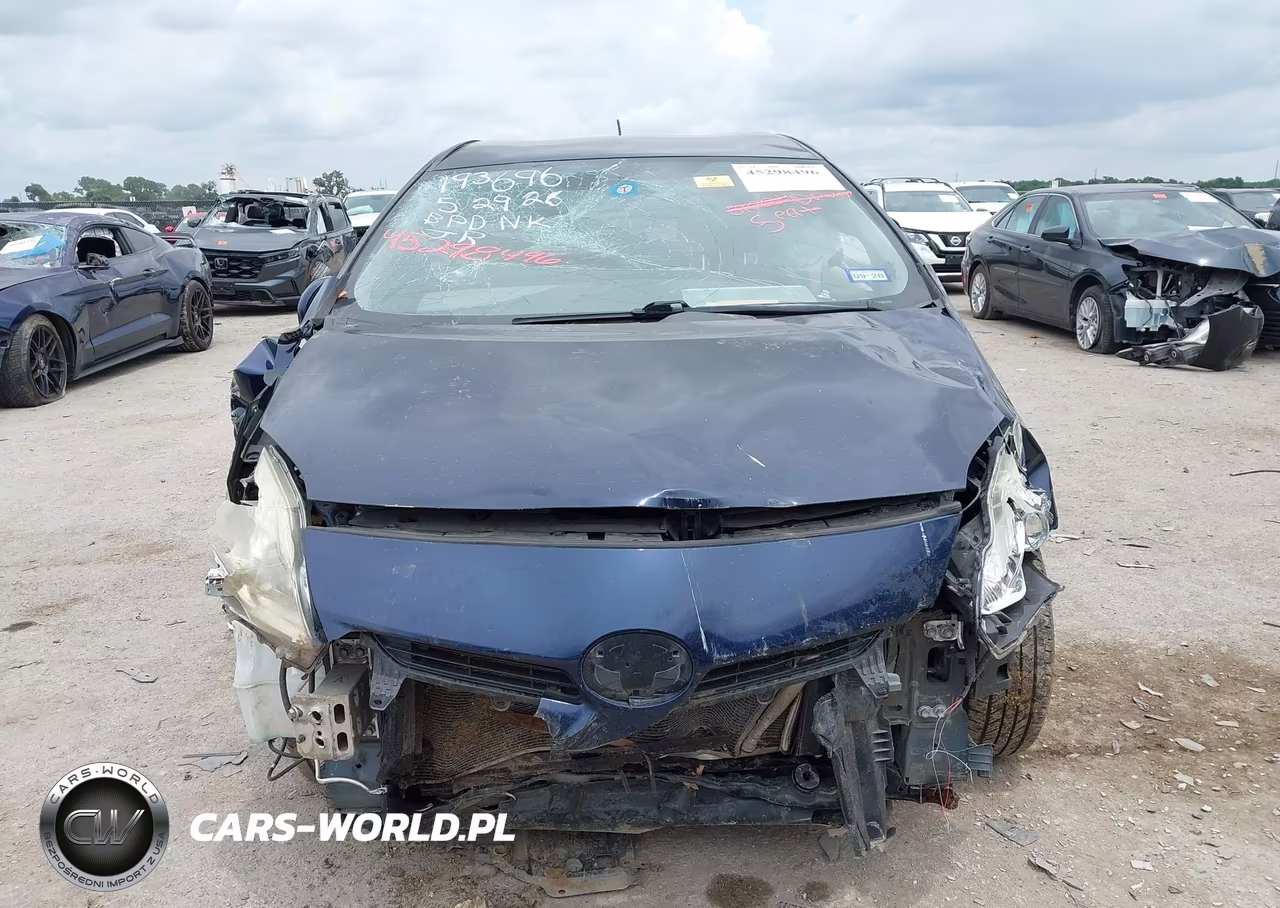 2015 Toyota Prius Two VIN:JTDKN3DU2F0445034 - 12