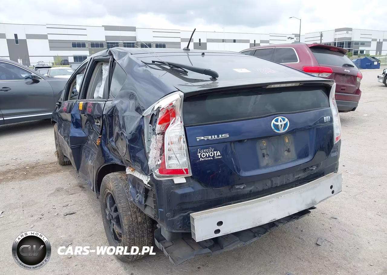 2015 Toyota Prius Two VIN:JTDKN3DU2F0445034 - 3