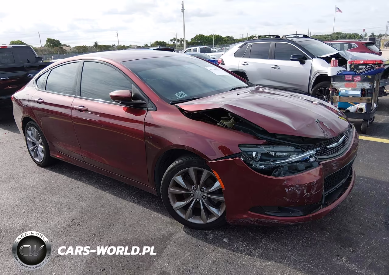 2015 Chrysler 200 S – zdjęcie 1 z 16