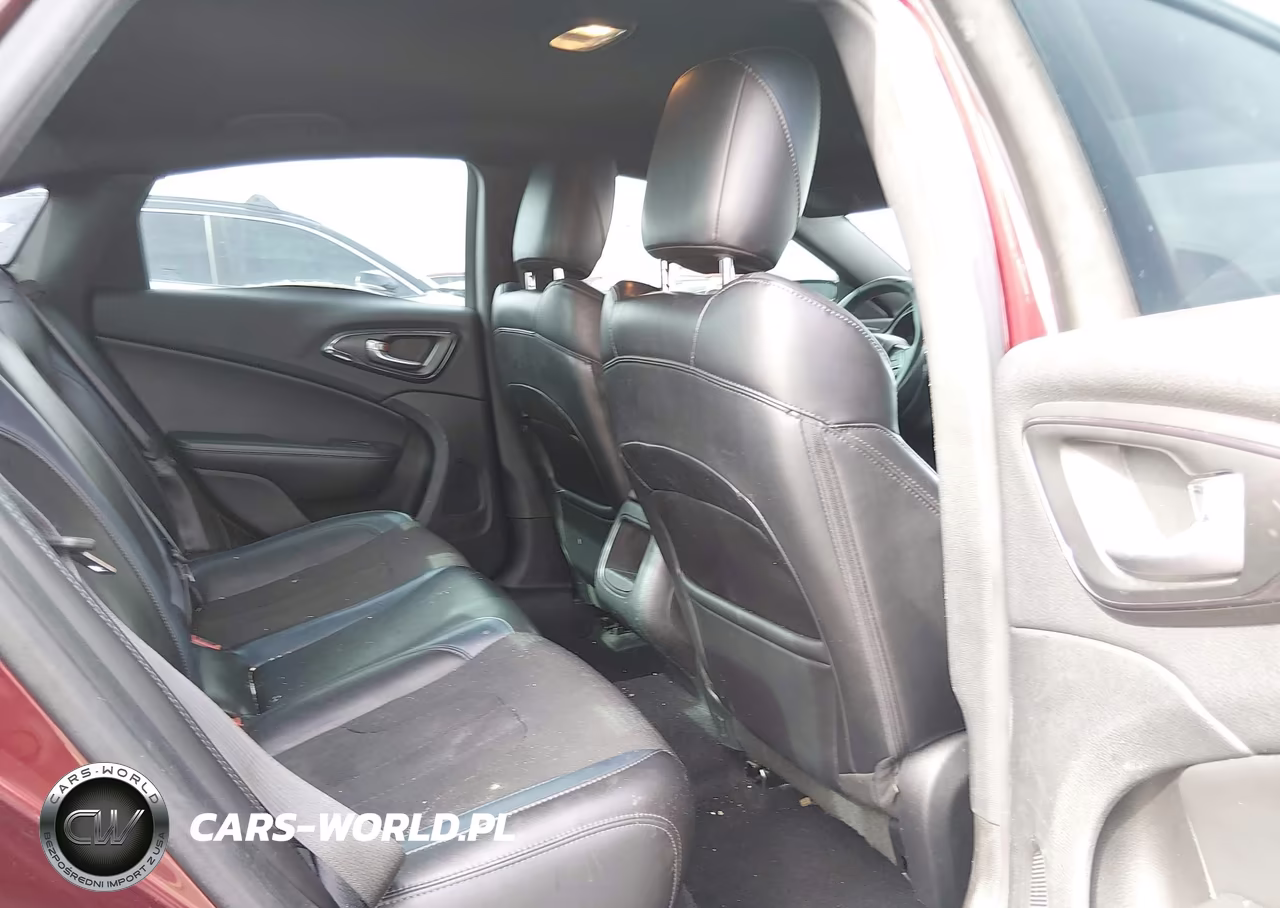2015 Chrysler 200 S VIN:1C3CCCBB1FN651903 - 8