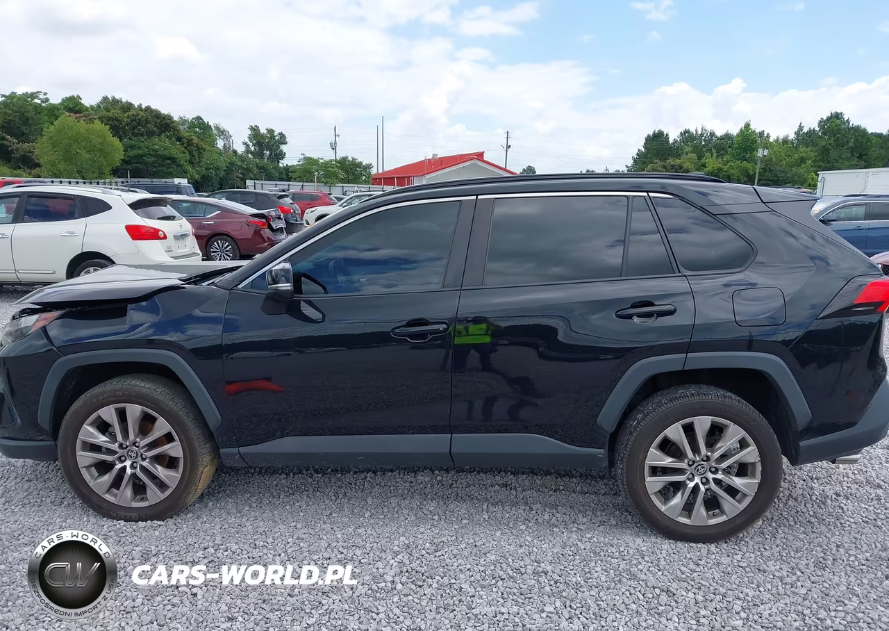 2022 Toyota Rav4 Xle Premium VIN:2T3C1RFV3NC194836 - 14