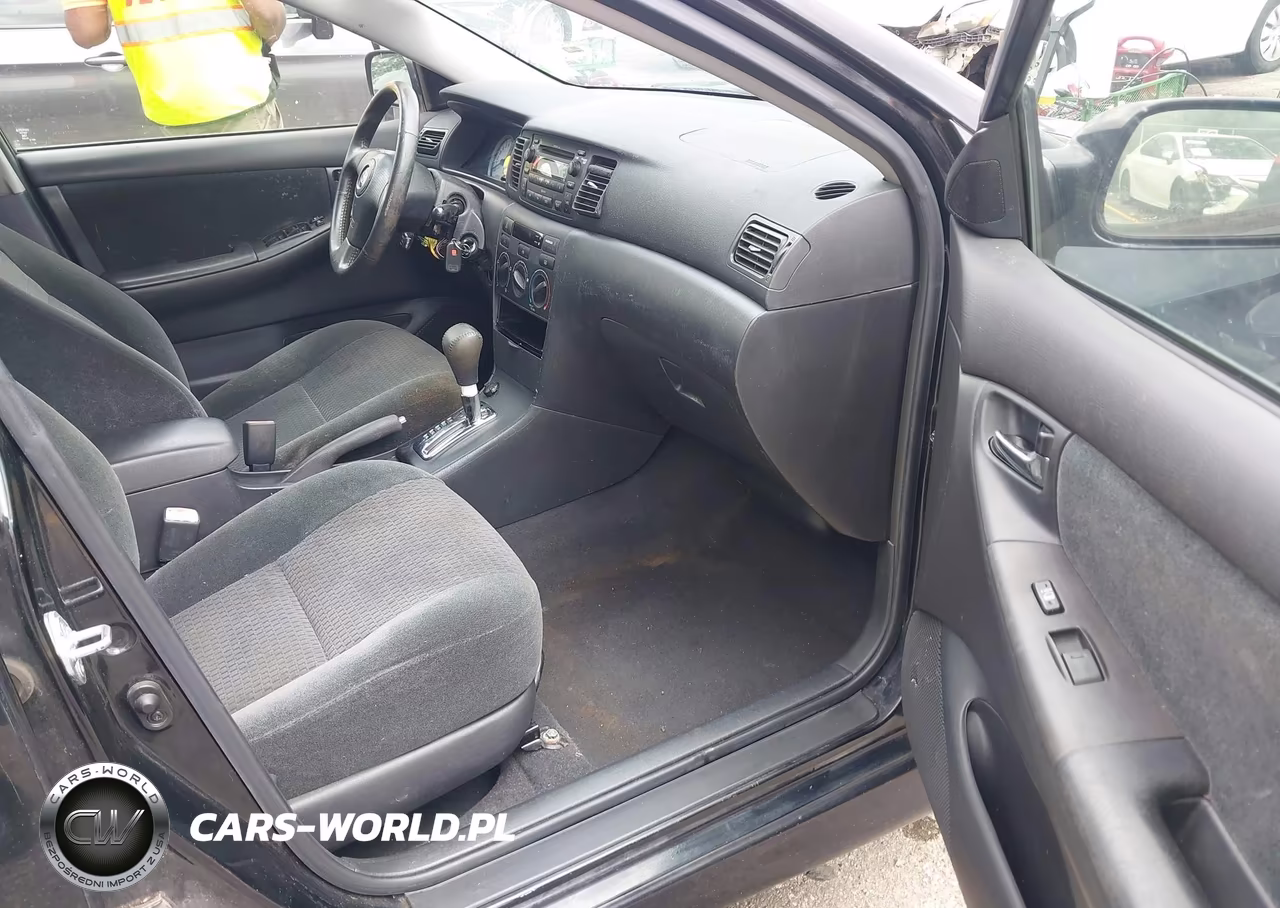 2008 Toyota Corolla S VIN:1NXBR32E88Z979985 - 5