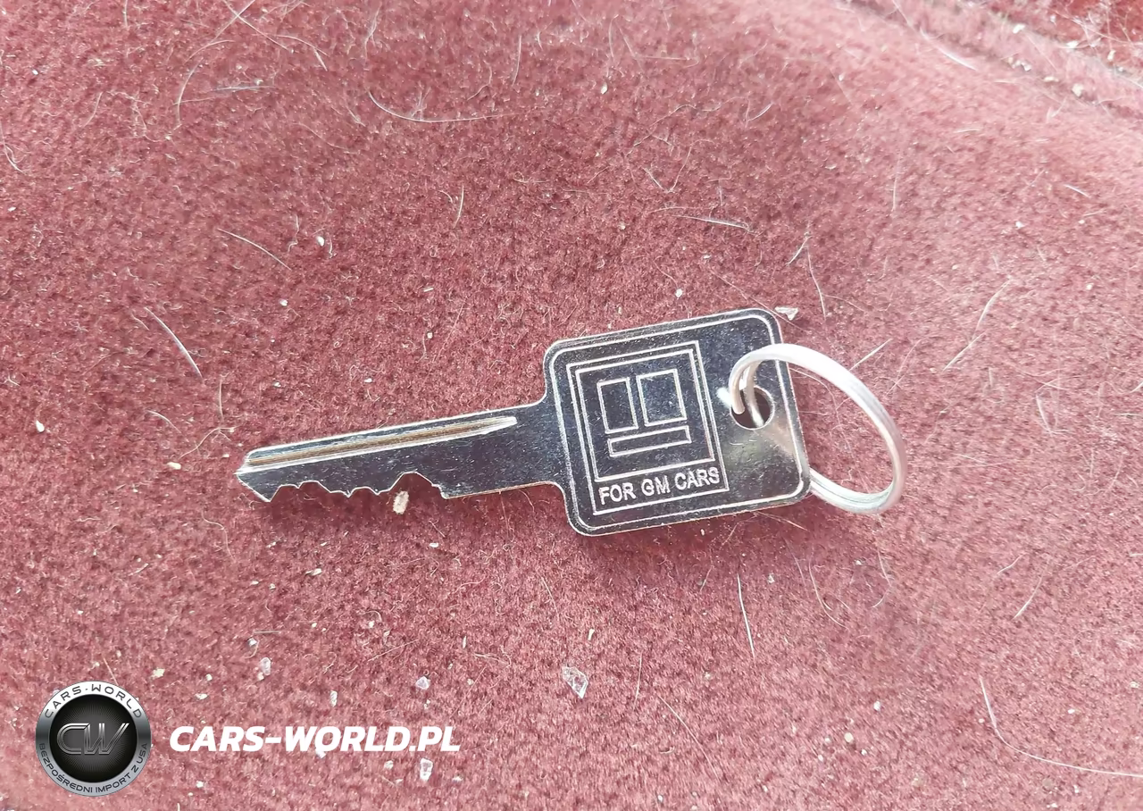1990 Chevrolet Gmt-400 C1500 VIN:1GCDC14KXLZ241719 - 11