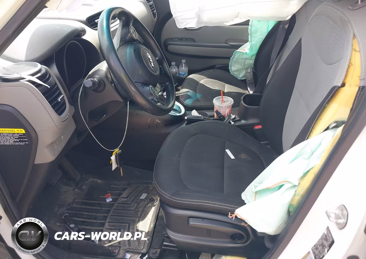 2016 Kia Soul + VIN:KNDJP3A58G7404368 - 5