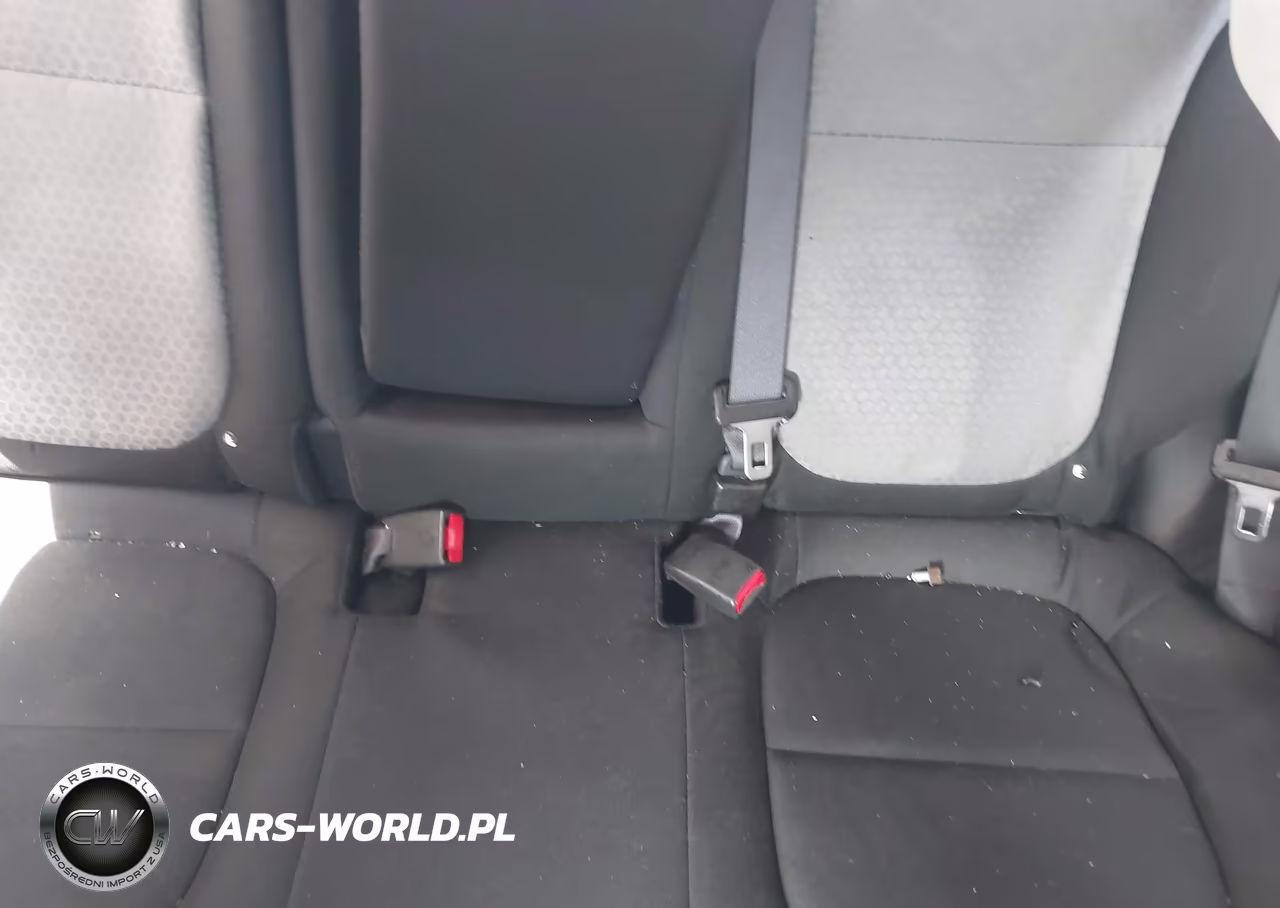 2016 Kia Soul + VIN:KNDJP3A58G7404368 - 8