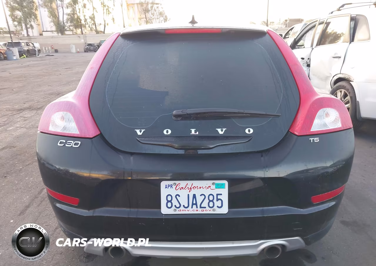 2011 Volvo C30 T5-T5 R-Design VIN:YV1672MK9B2190265 - 13