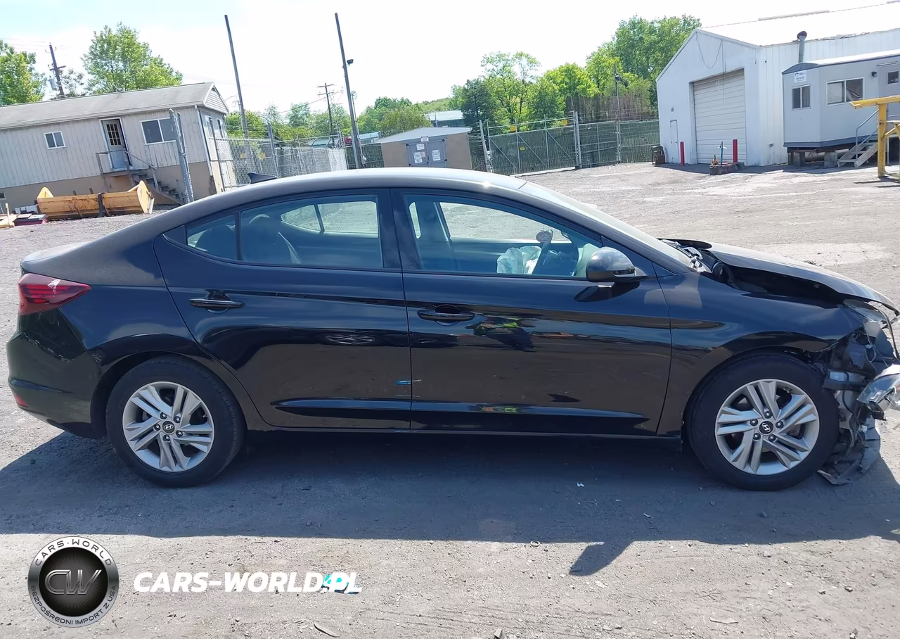 2020 Hyundai Elantra Sel VIN:5NPD84LF5LH545975 - 13