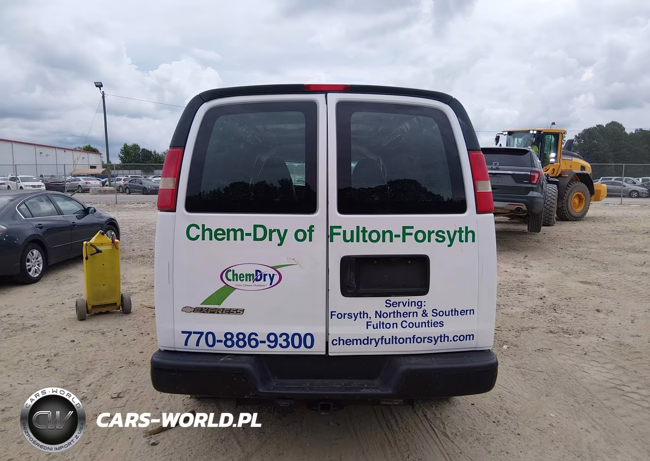 2014 Chevrolet Express 2500 Work Van VIN:1GCWGFCA6E1117693 - 17