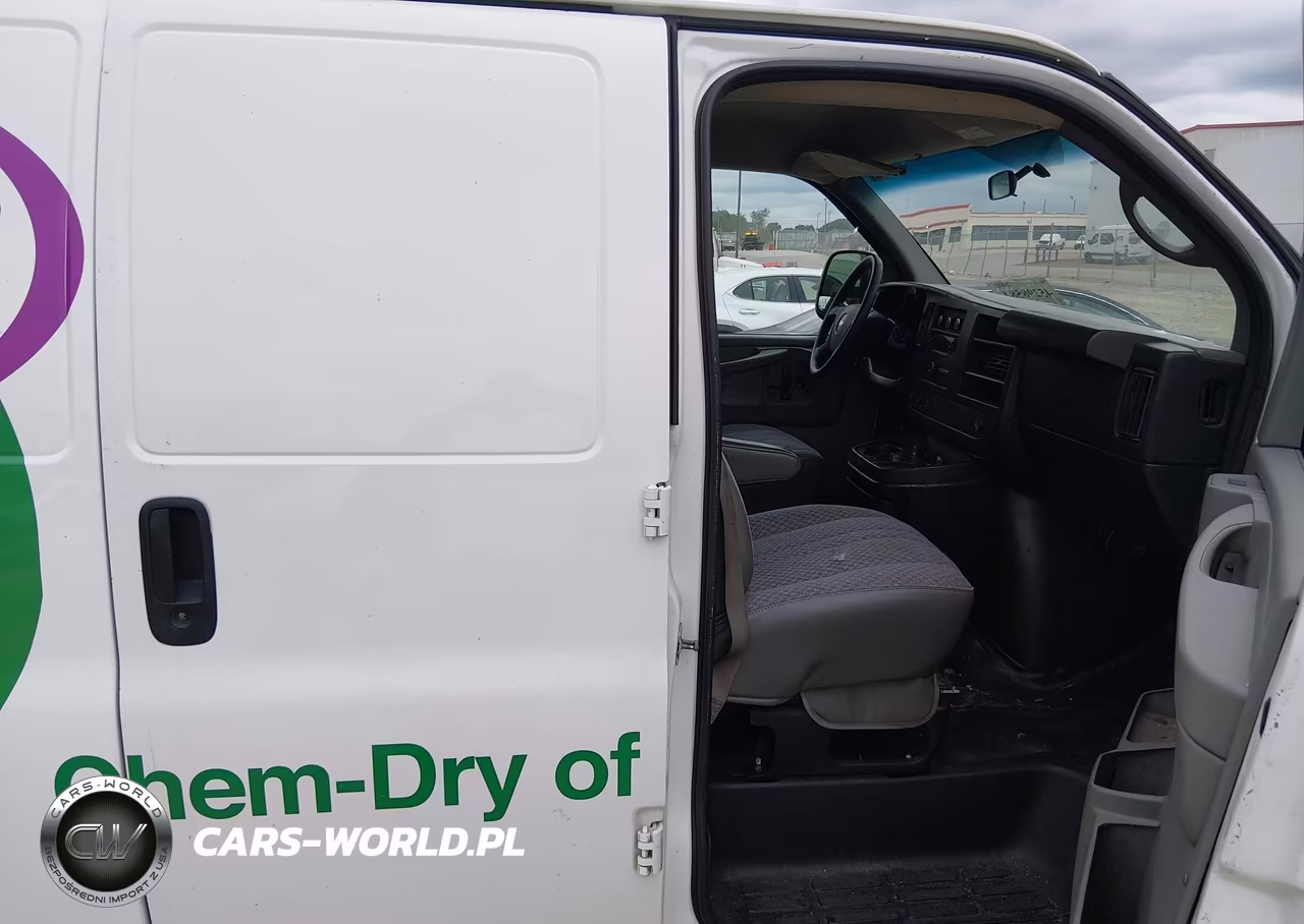 2014 Chevrolet Express 2500 Work Van VIN:1GCWGFCA6E1117693 - 5