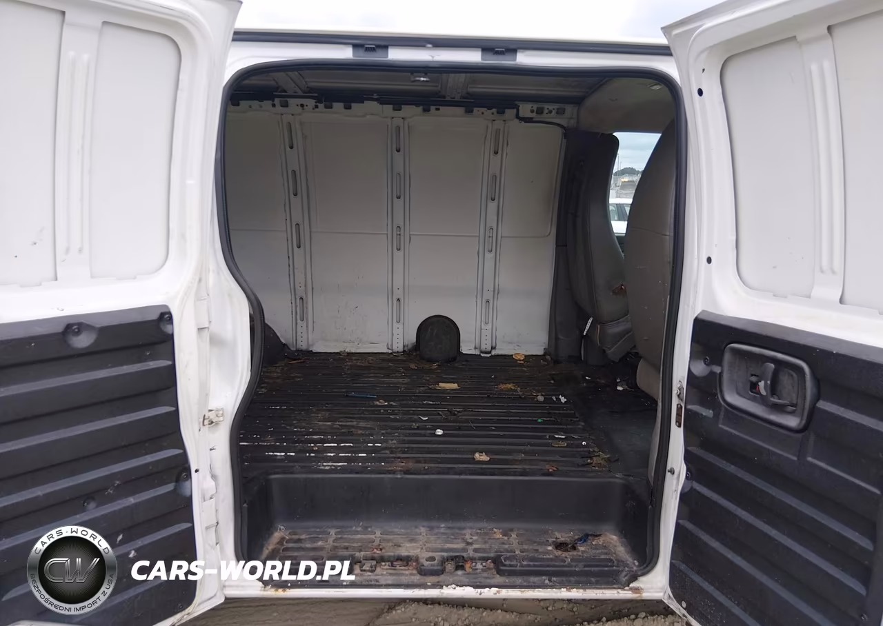 2014 Chevrolet Express 2500 Work Van VIN:1GCWGFCA6E1117693 - 8