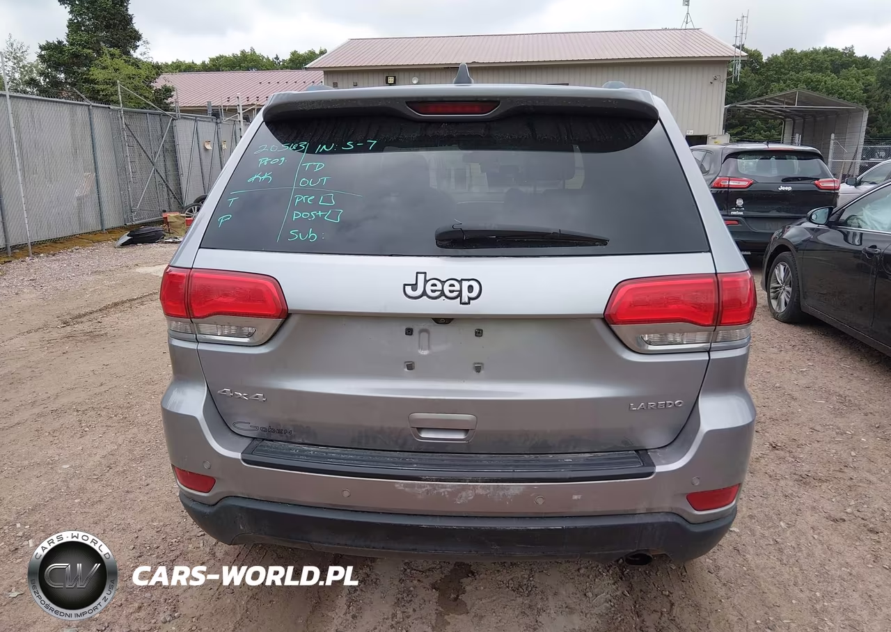 2018 Jeep Grand Cherokee Laredo E 4X4 VIN:1C4RJFAG8JC373600 - 16