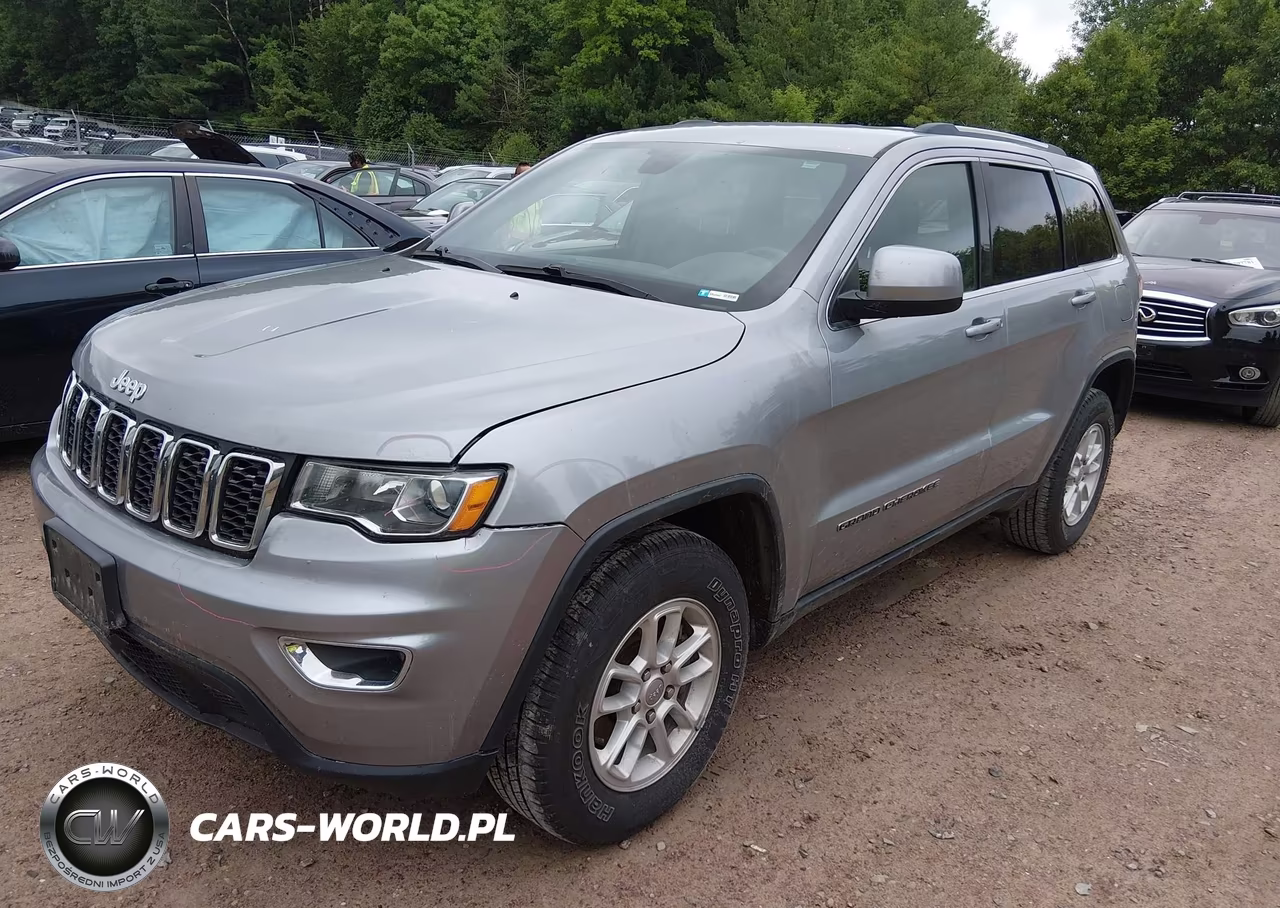 2018 Jeep Grand Cherokee Laredo E 4X4 VIN:1C4RJFAG8JC373600 - 2