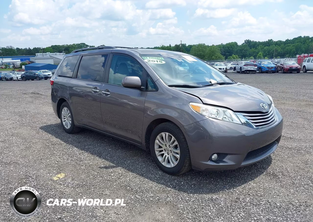 2015 Toyota Sienna Xle 8 Passenger