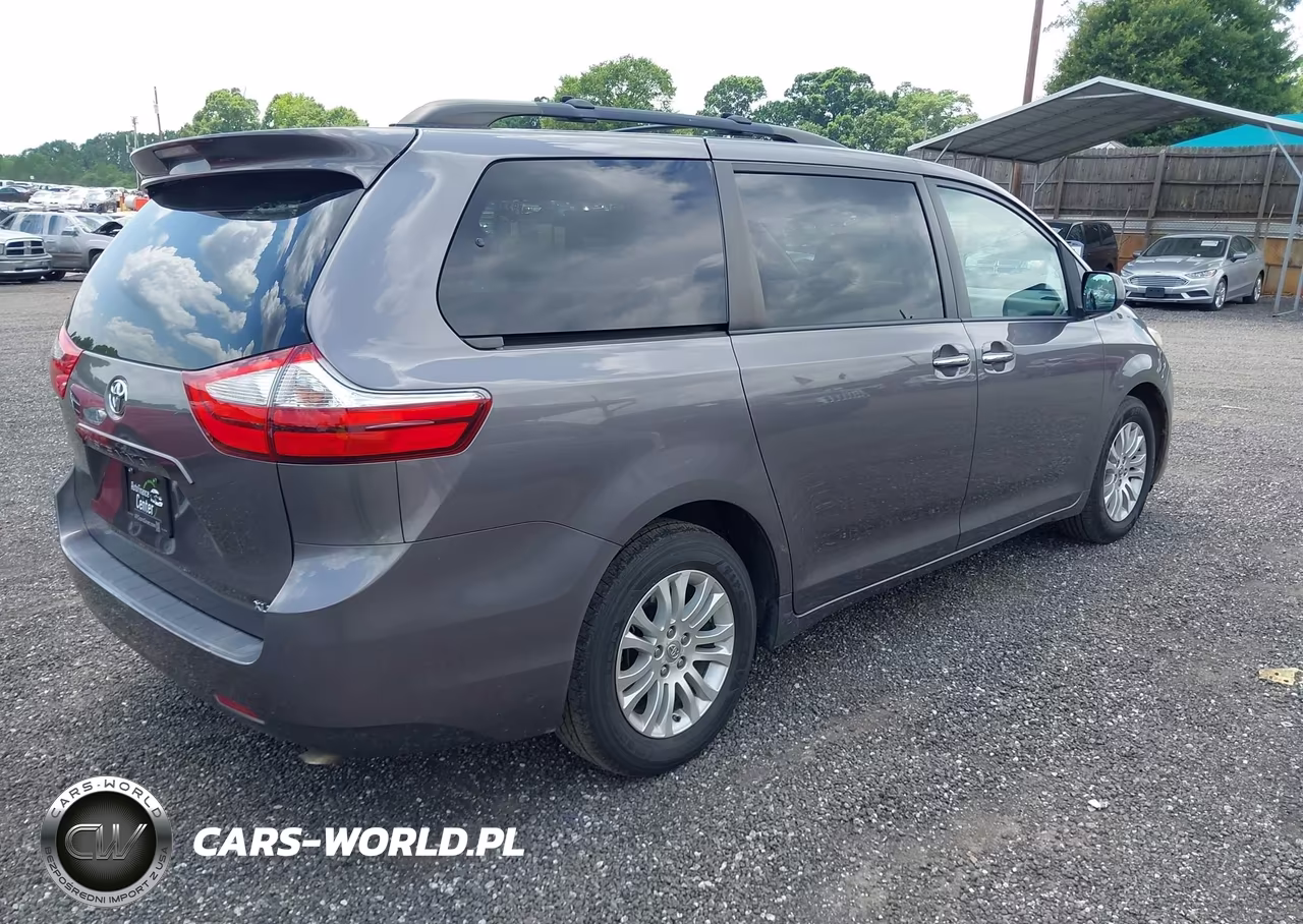 2015 Toyota Sienna Xle 8 Passenger VIN:5TDYK3DC6FS530420 - 4