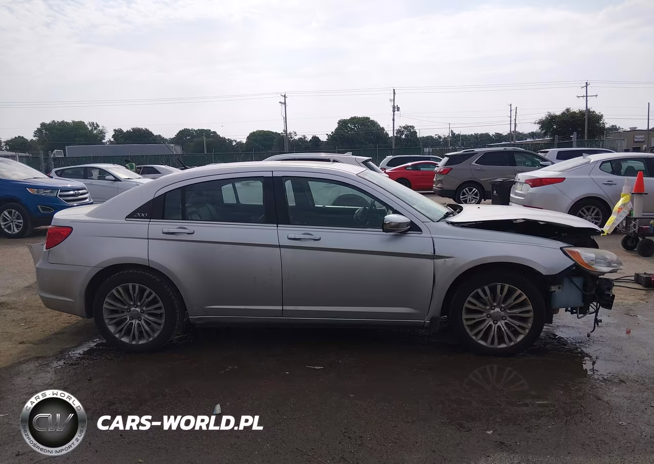 2011 Chrysler 200 Limited VIN:1C3BC2FB5BN500945 - 14
