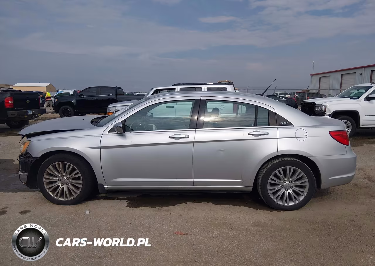 2011 Chrysler 200 Limited VIN:1C3BC2FB5BN500945 - 15