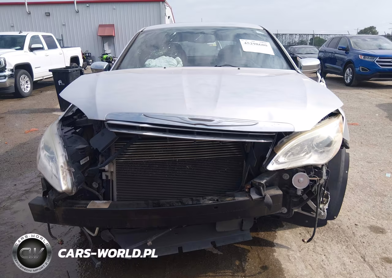 2011 Chrysler 200 Limited VIN:1C3BC2FB5BN500945 - 6
