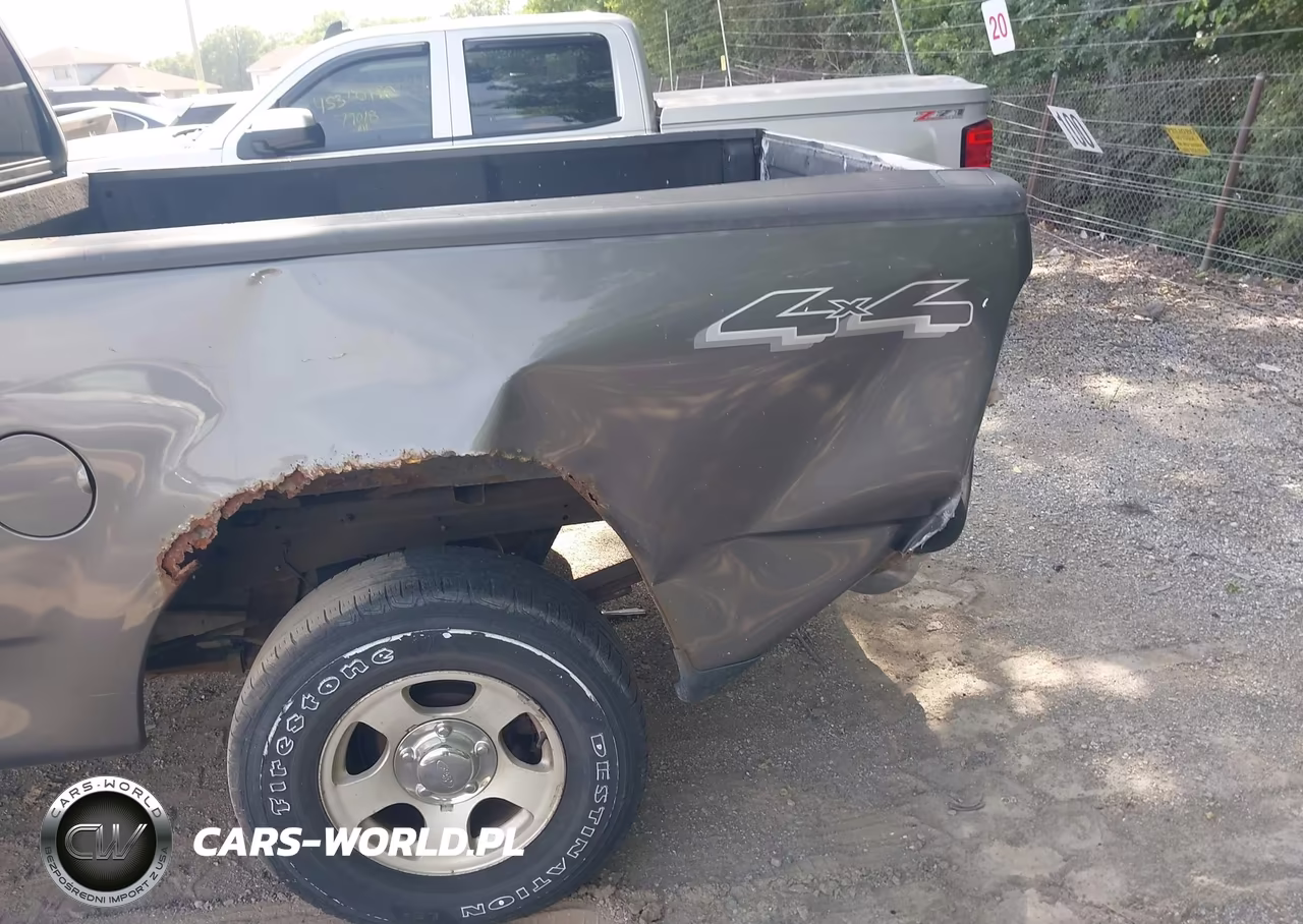 2004 Ford F-150 Heritage Xl-Xlt VIN:2FTRX18W54CA62283 - 13