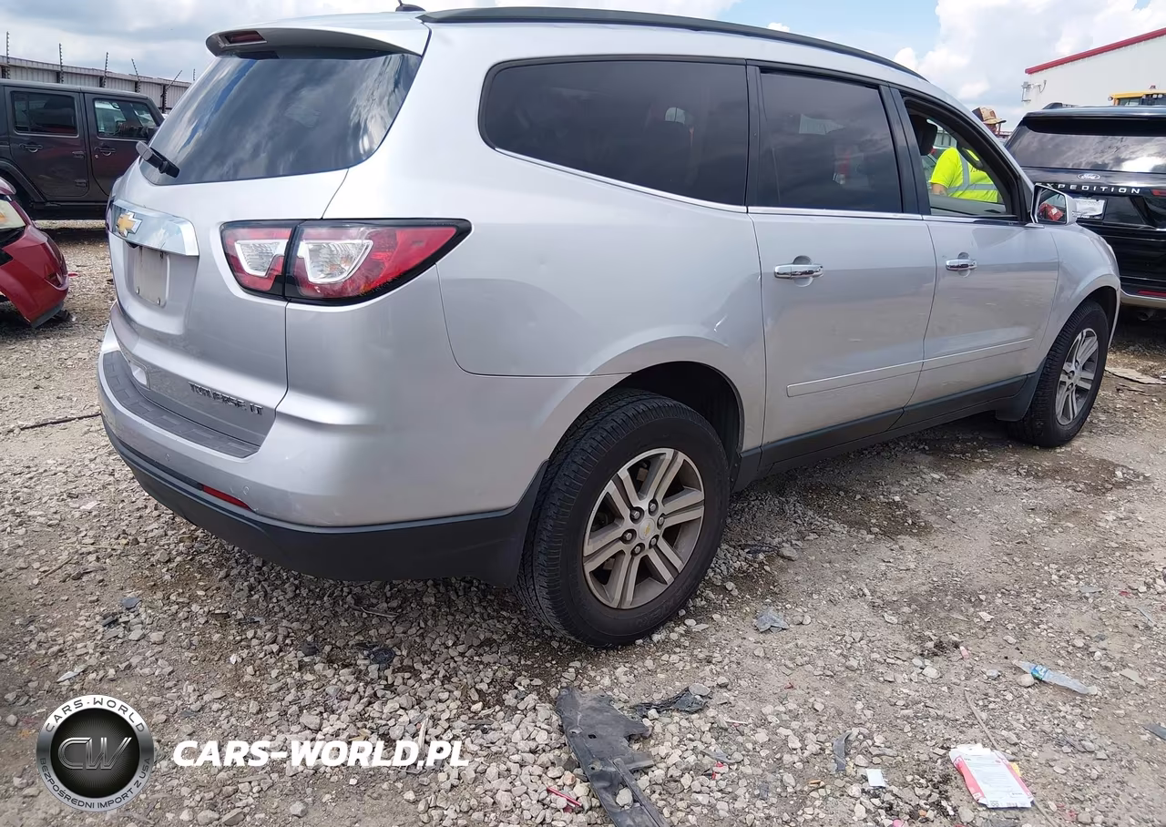 2015 Chevrolet Traverse 2Lt VIN:1GNKRHKD6FJ114169 - 4