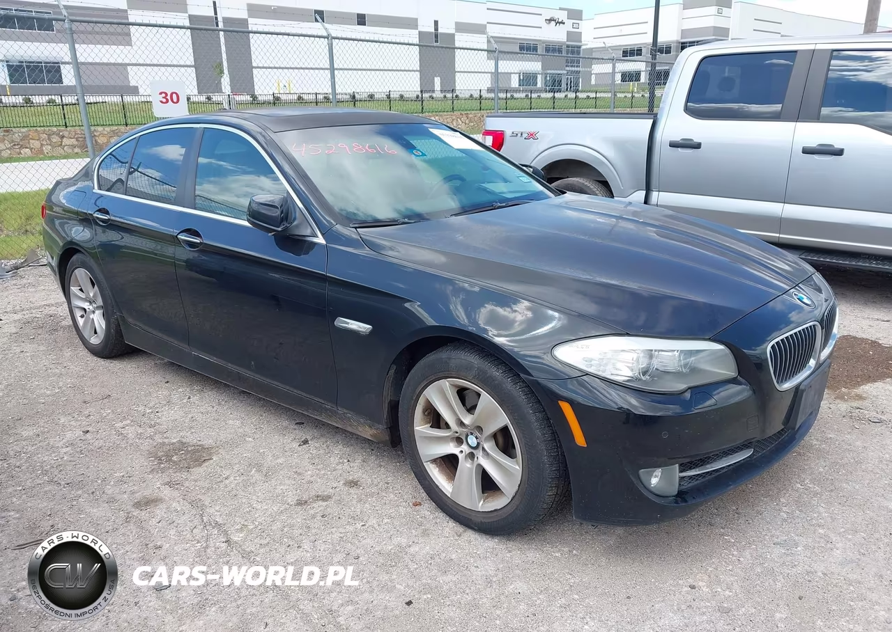 2012 BMW 528I