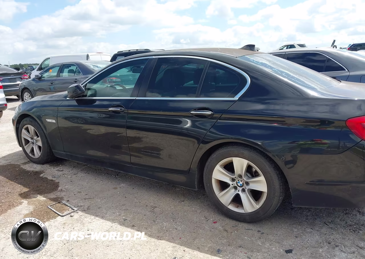 2012 BMW 528I VIN:WBAXG5C55CDW24160 - 14