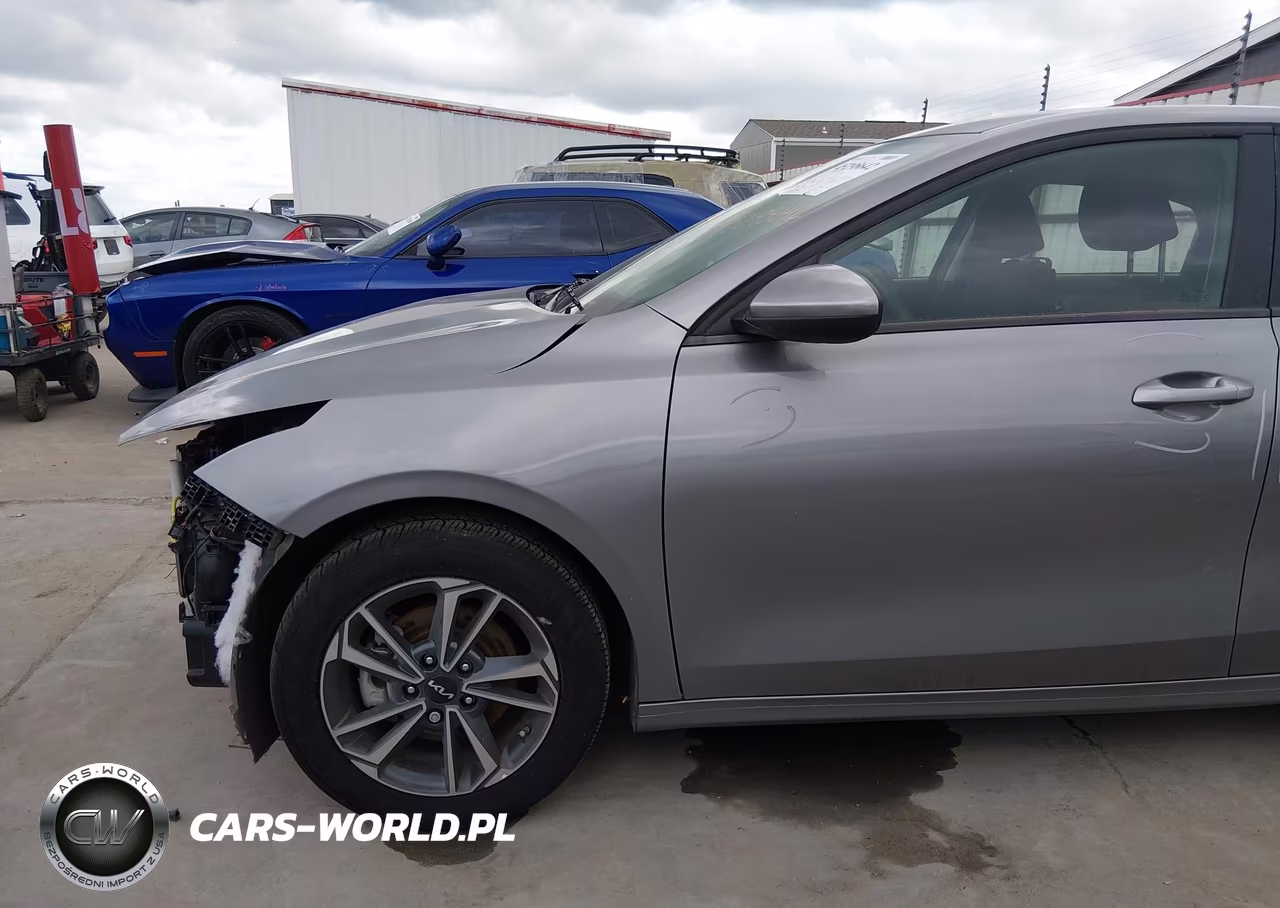 2024 Kia Forte Lxs VIN:3KPF24AD7RE764025 - 19
