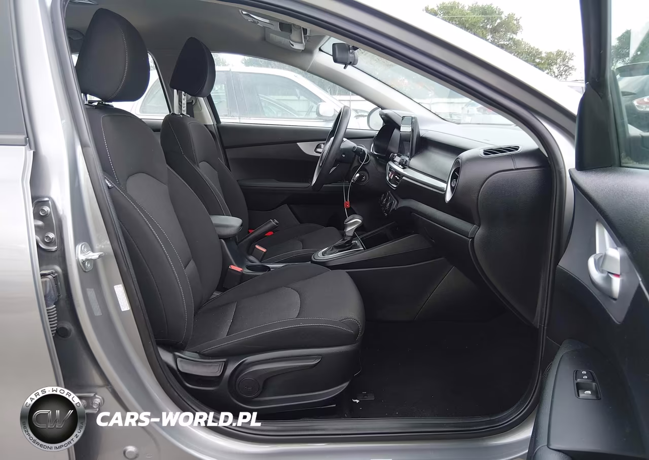 2024 Kia Forte Lxs VIN:3KPF24AD7RE764025 - 5