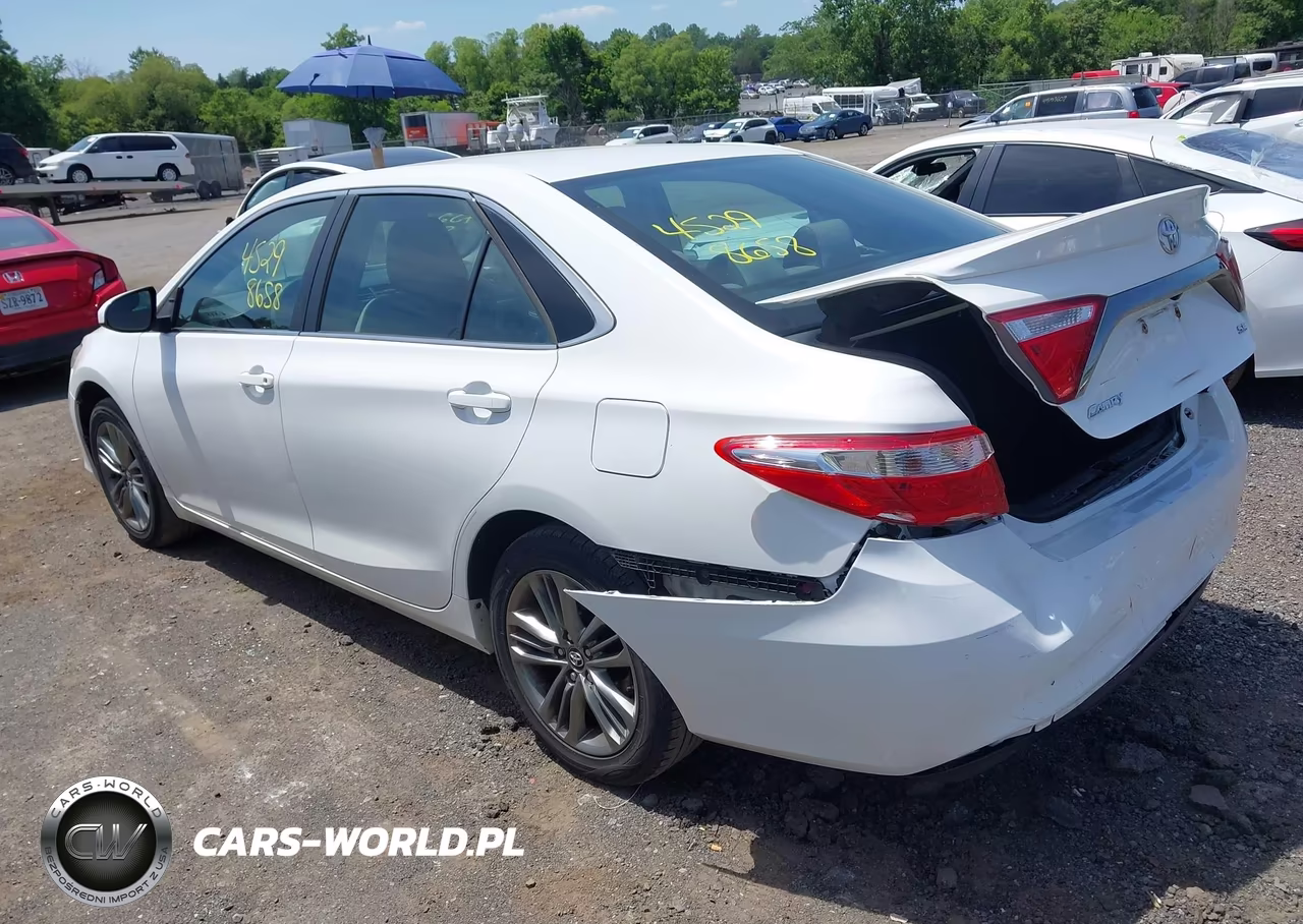 2017 Toyota Camry Se VIN:4T1BF1FK1HU810937 - 3